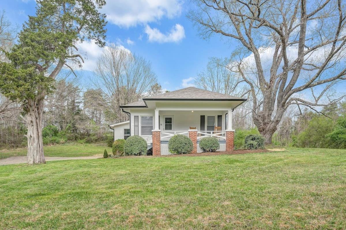 Cottage In The Pines Rocky Mount Exterior foto